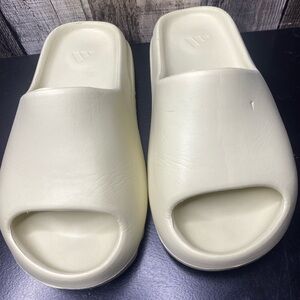 Bone Yeezy slides